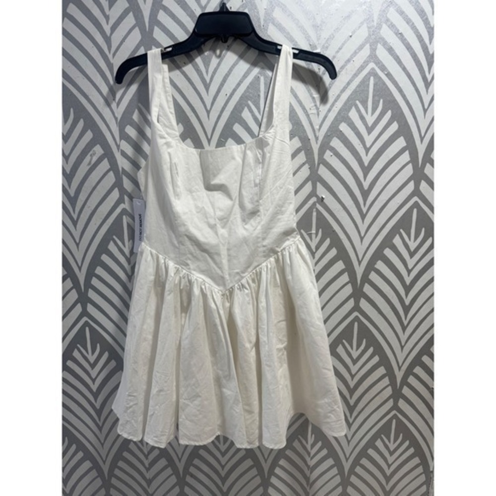 Princess Polly Straplie White Cotton
Mini Dress Square Neck Drop Waist
6 - Picture 3 of 8